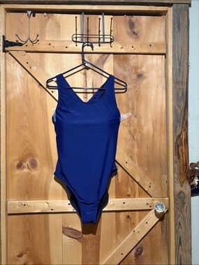 Navy Blue One-Piece Swimsuit - Classic Scoop Back
